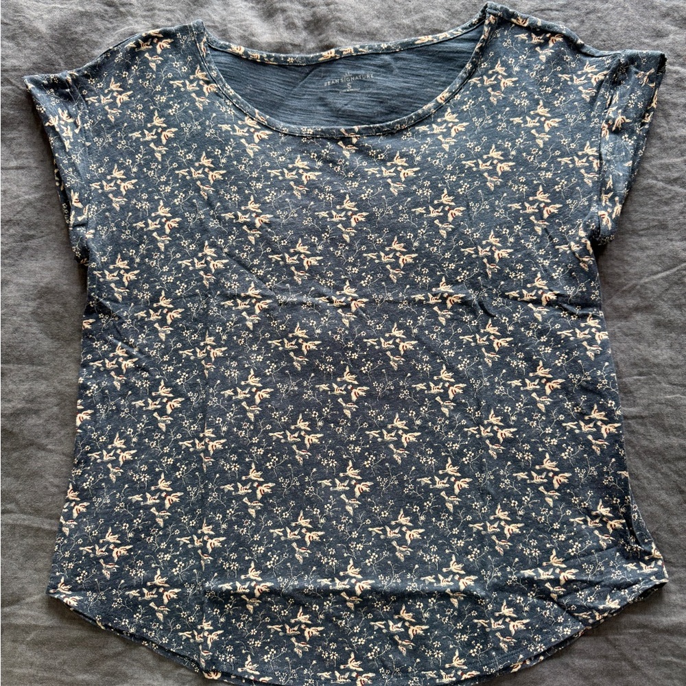 LL BEAN Signature Women’s Short Cuffed Sleeve Top Size Medium